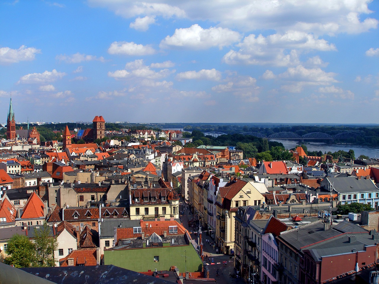 Co zwiedzić w Toruniu – najpopularniejsze atrakcje historyczne