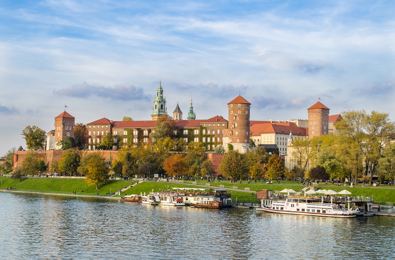Co zwiedzić w okolicach Krakowa – ciekawe miejsca poza miastem