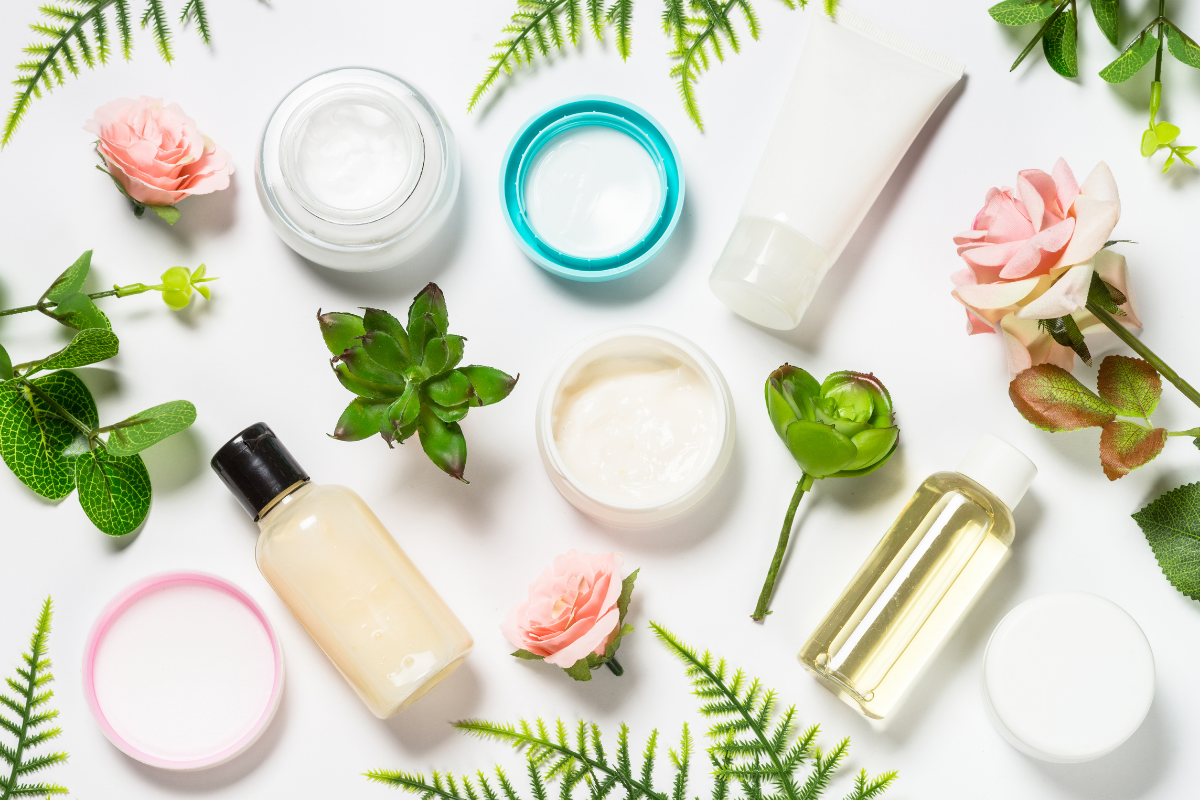 Jakie korzyści daje używanie naturalnych kosmetyków?